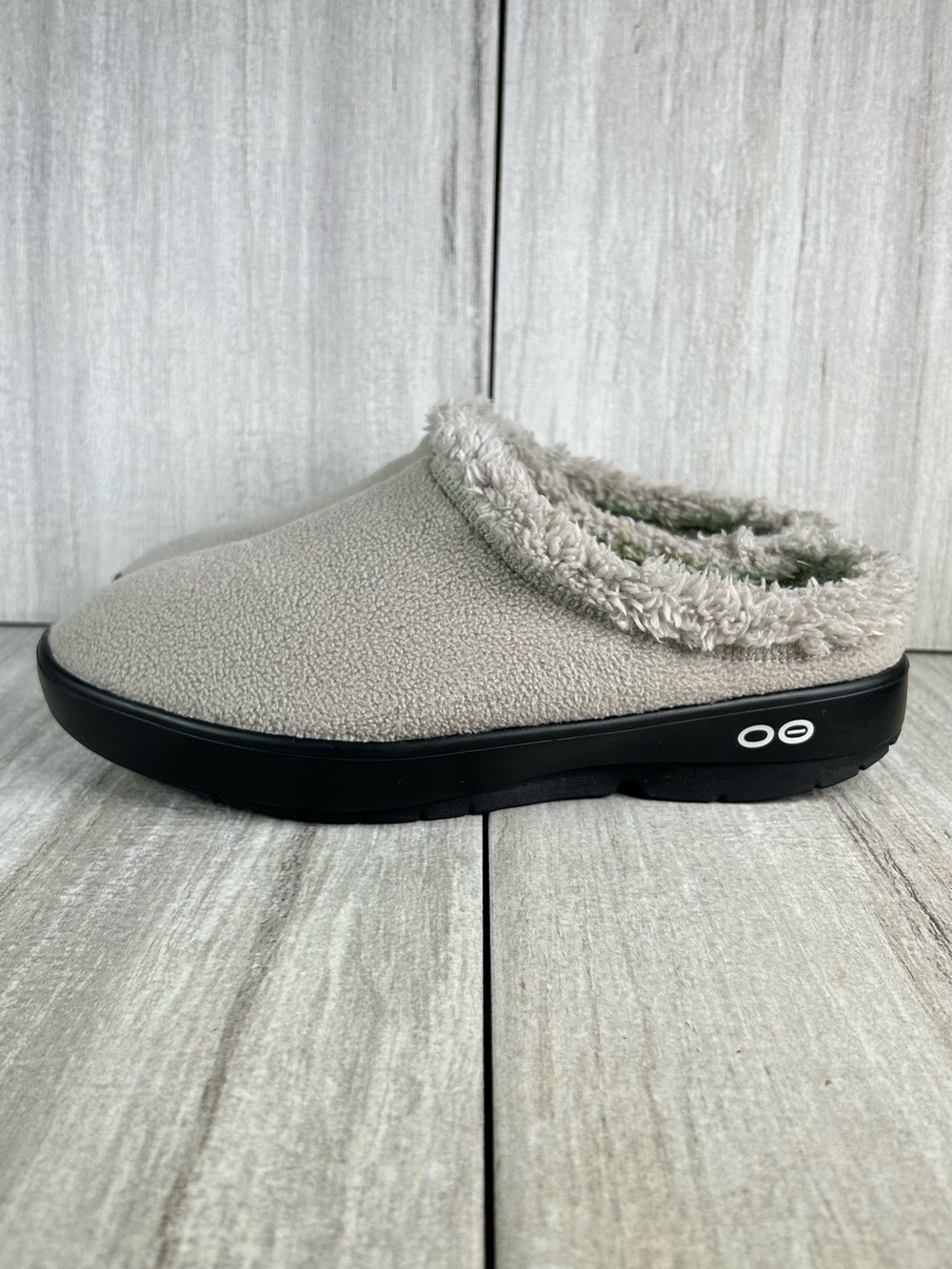 WORN 1X OOFOS OOcoozie Slip-On Clog in Light Gray with Black Sole Men's Size 9 - Picture 2 of 11